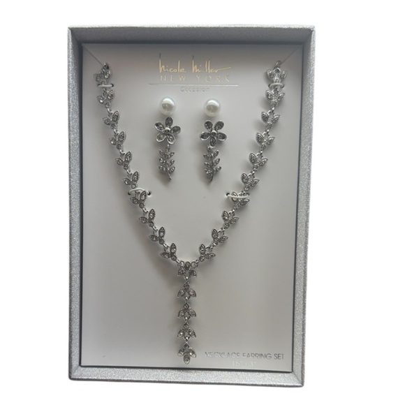 NIB Nicole Miller Occasion Crystal & Pearl Floral Y Necklace & Earringss - Picture 1 of 5